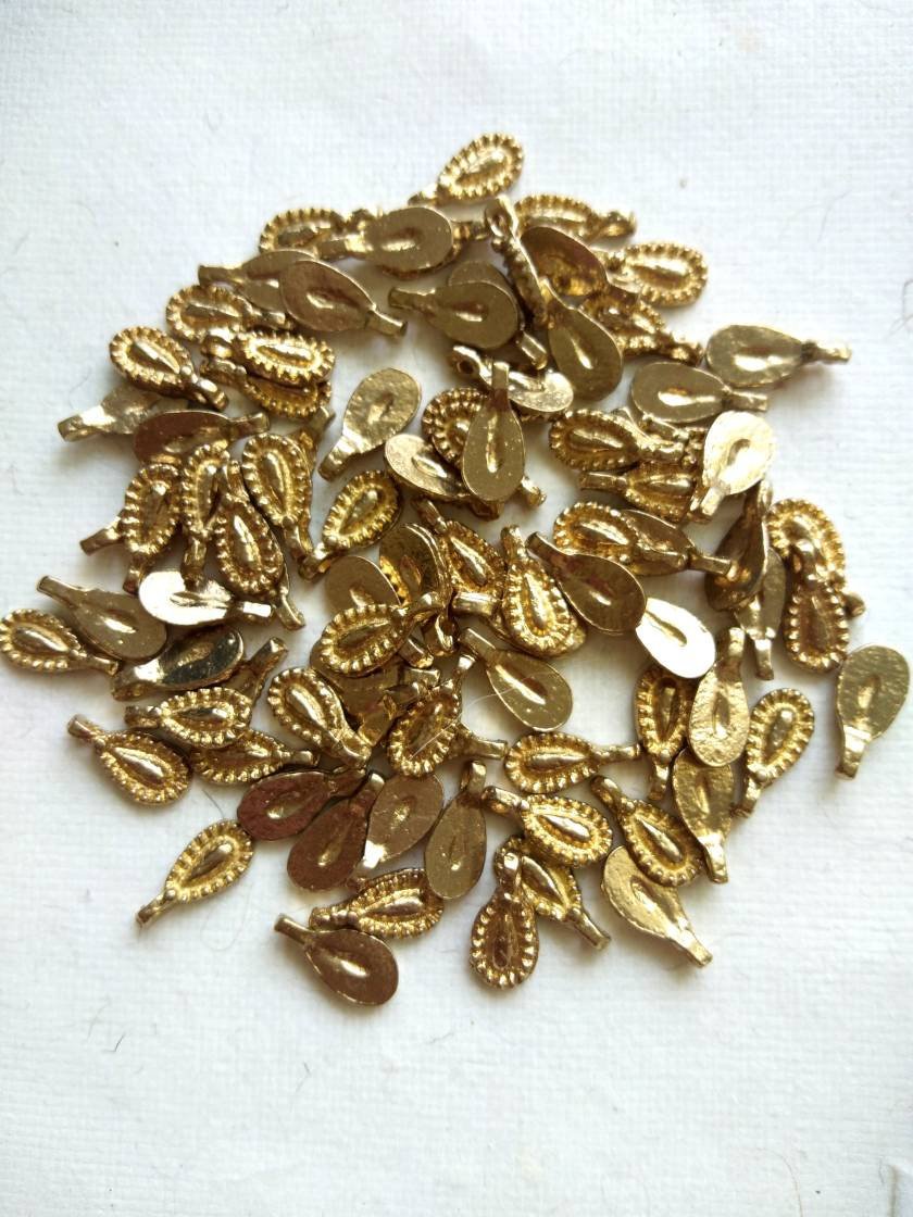 Textured Teardrop Brass Charms – Pack of 10 Pieces - Image 5