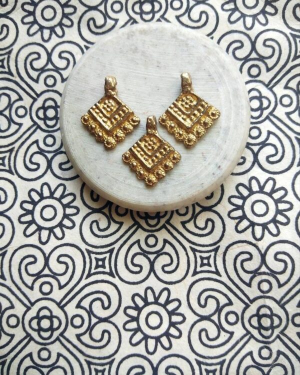 Geometric Diamond Brass Charms – Pack of 5 Pieces
