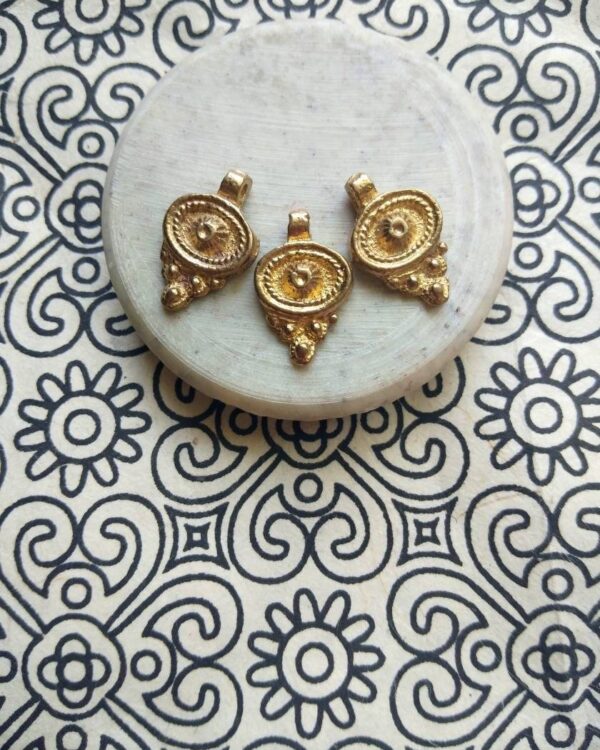 Sunburst Brass Charms – Pack of 5 Pieces