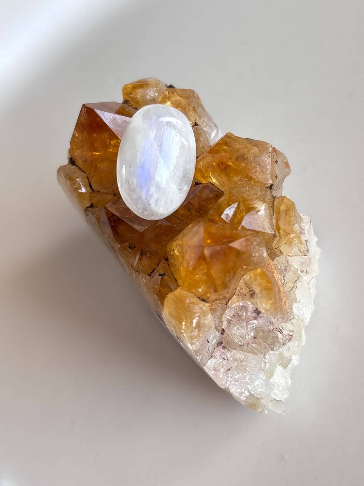 20mm Natural Moonstone Cabochon Stone- Full flash