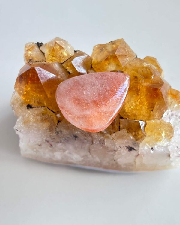 27mm Natural Sunstone Stone for Jewelry