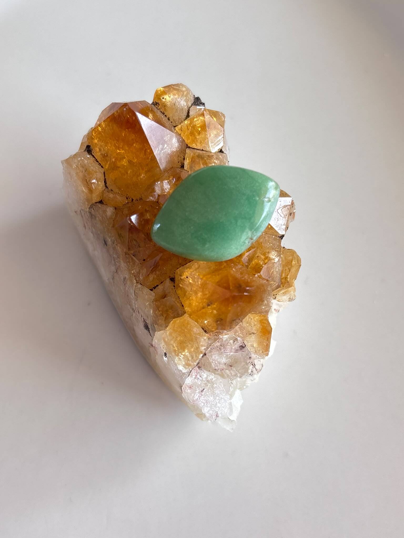 24mm Unique Chrysoprase Stone for Jewelry