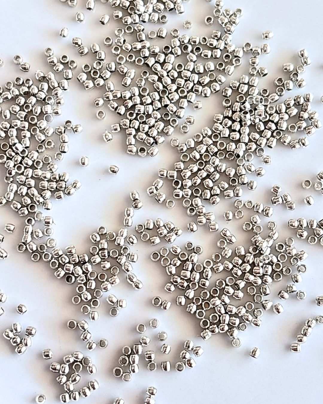 1mm Silver-Filled Round Beads – 20g ≈ 400 Beads - Image 6