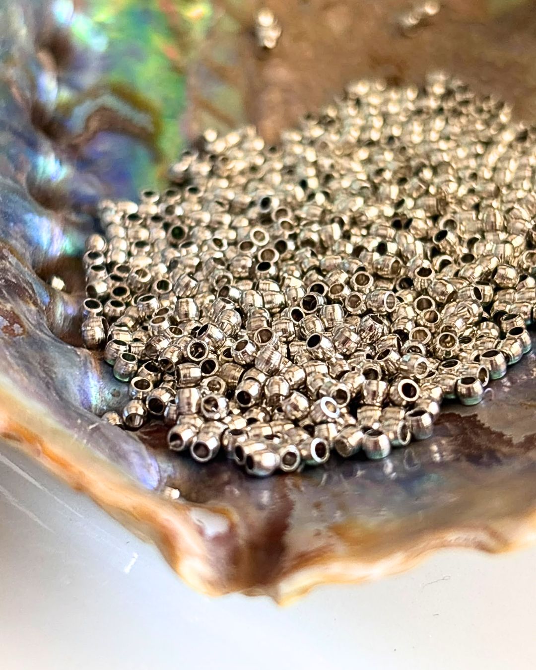 1mm Silver-Filled Round Beads – 20g ≈ 400 Beads