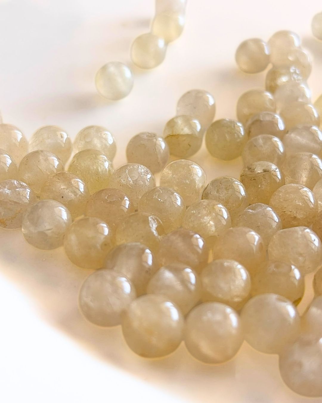 Yellow Strawberry Quartz Beads 8mm – 10 Pieces - Image 2