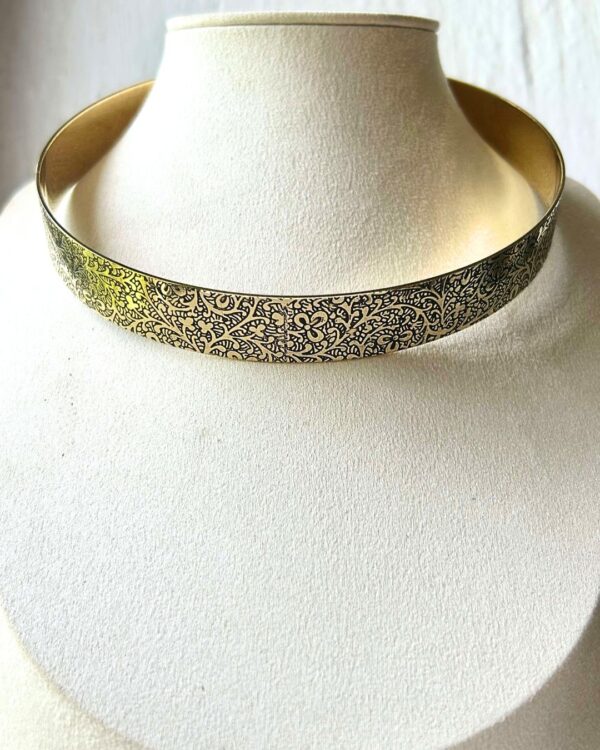 Wide Flower Engraved Brass Choker