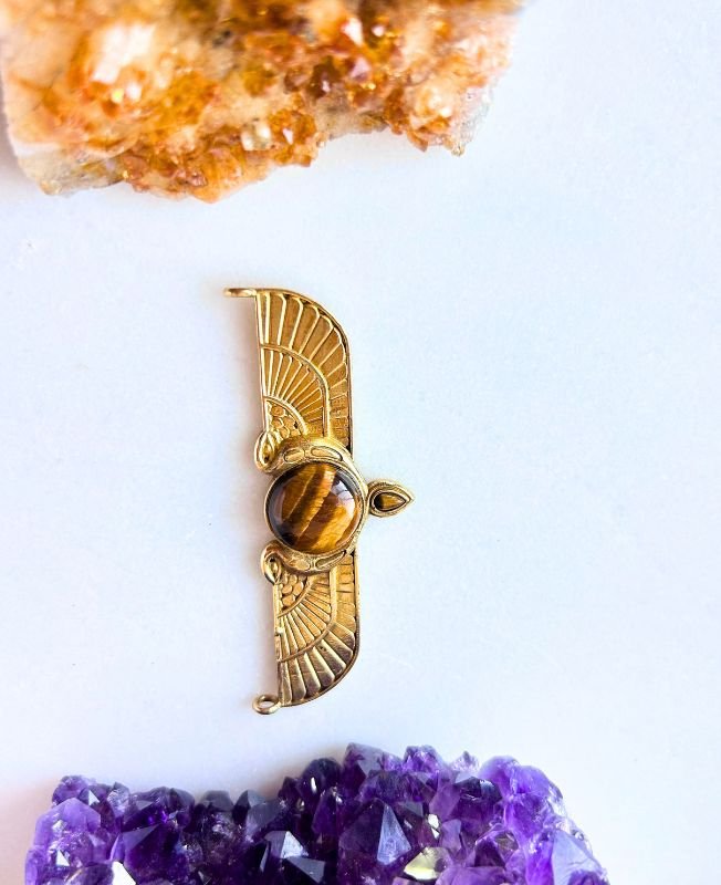 Winged Scarab Brass Connector - Image 5