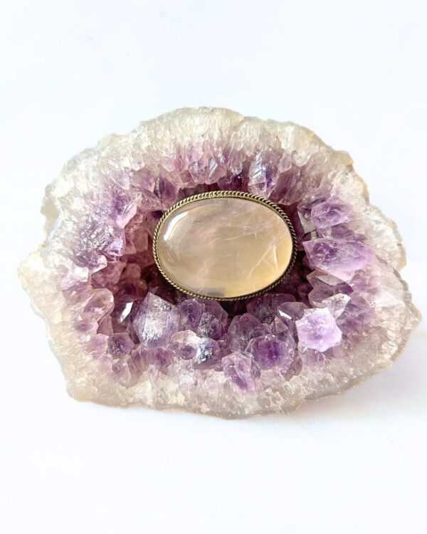 38mm Rose Quartz Grooved Stone