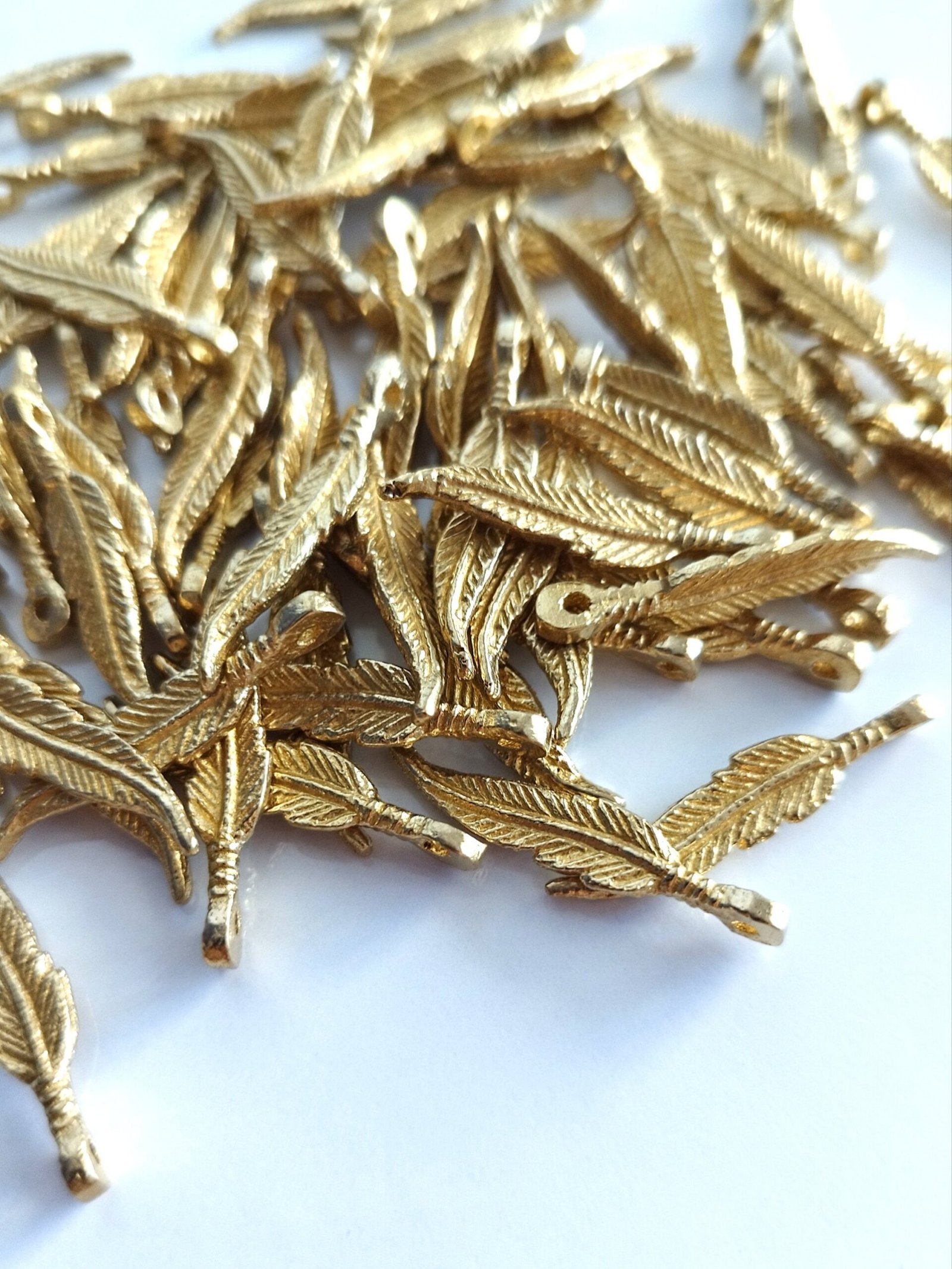 Feather Brass Charms – Pack of 10 Pieces