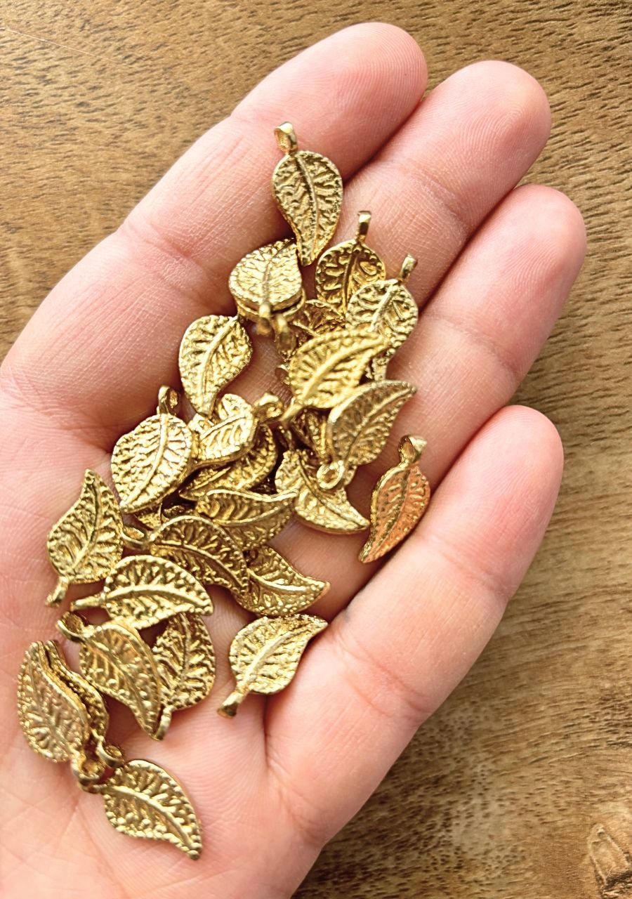 New Leaves Brass Charms – Pack of 10 Pieces - Image 4