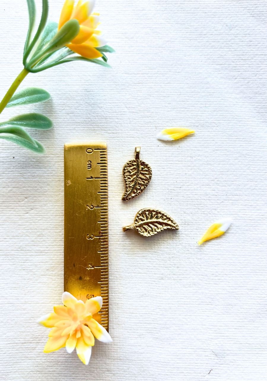New Leaves Brass Charms – Pack of 10 Pieces - Image 3