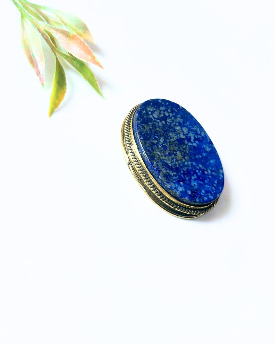 40mm Lapis Lazuli Grooved Stone with Brass Groove - Image 2
