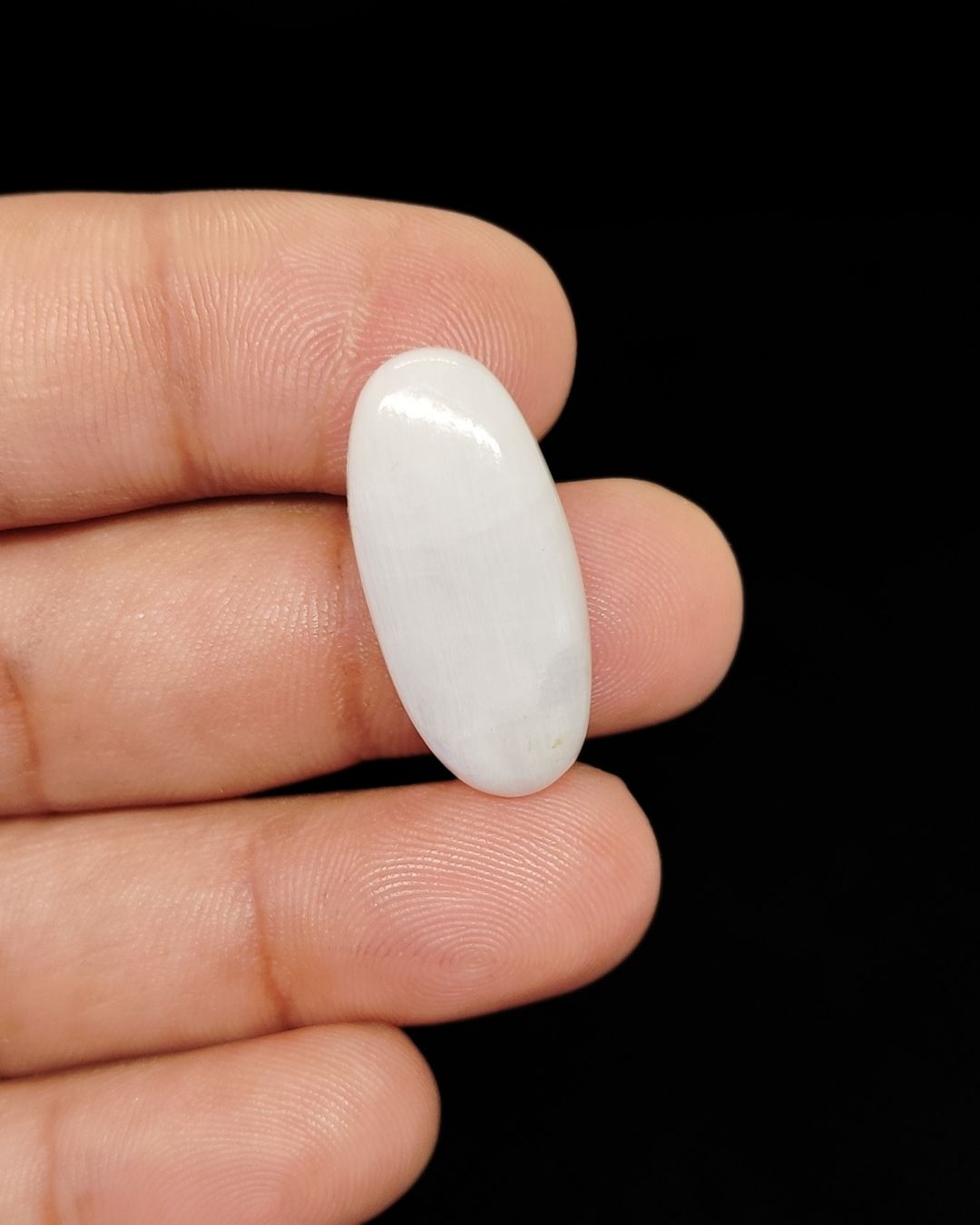 28mm Moonstone Cabochon - Oval shape