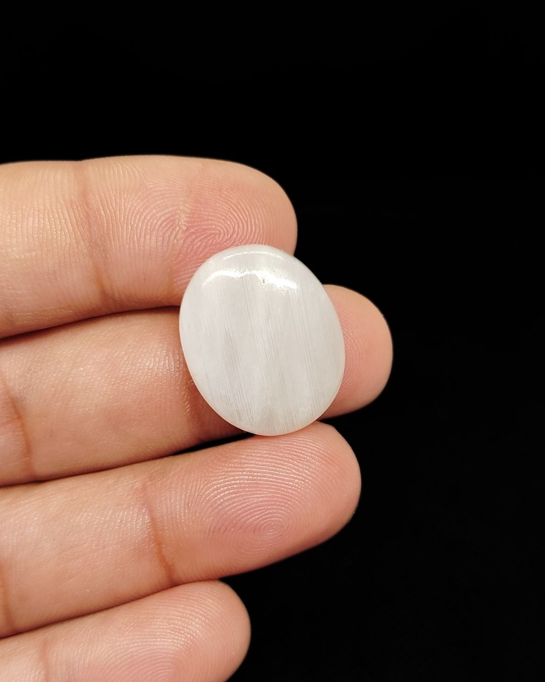 23mm Moonstone Cabochon - Oval shape