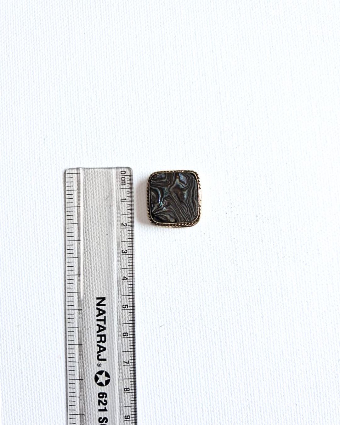 21X20mm Abalone Grooved Stone - Image 2