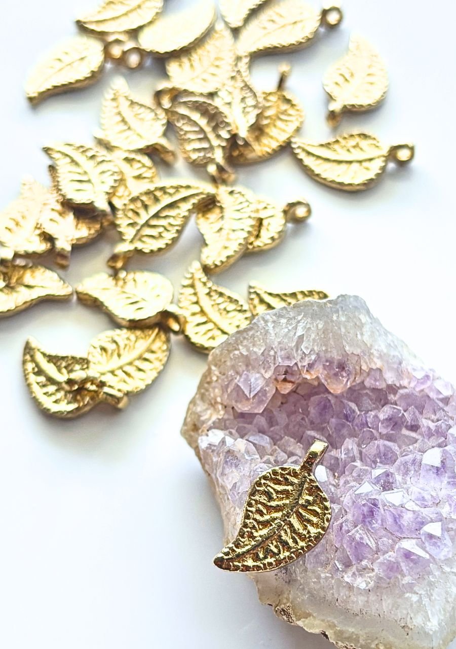 New Leaves Brass Charms – Pack of 10 Pieces - Image 5