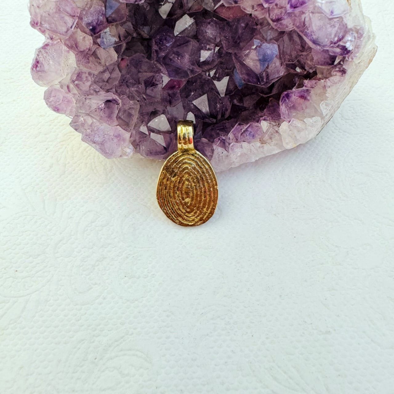 Oval Spiral Texture Brass Pendant - Image 4