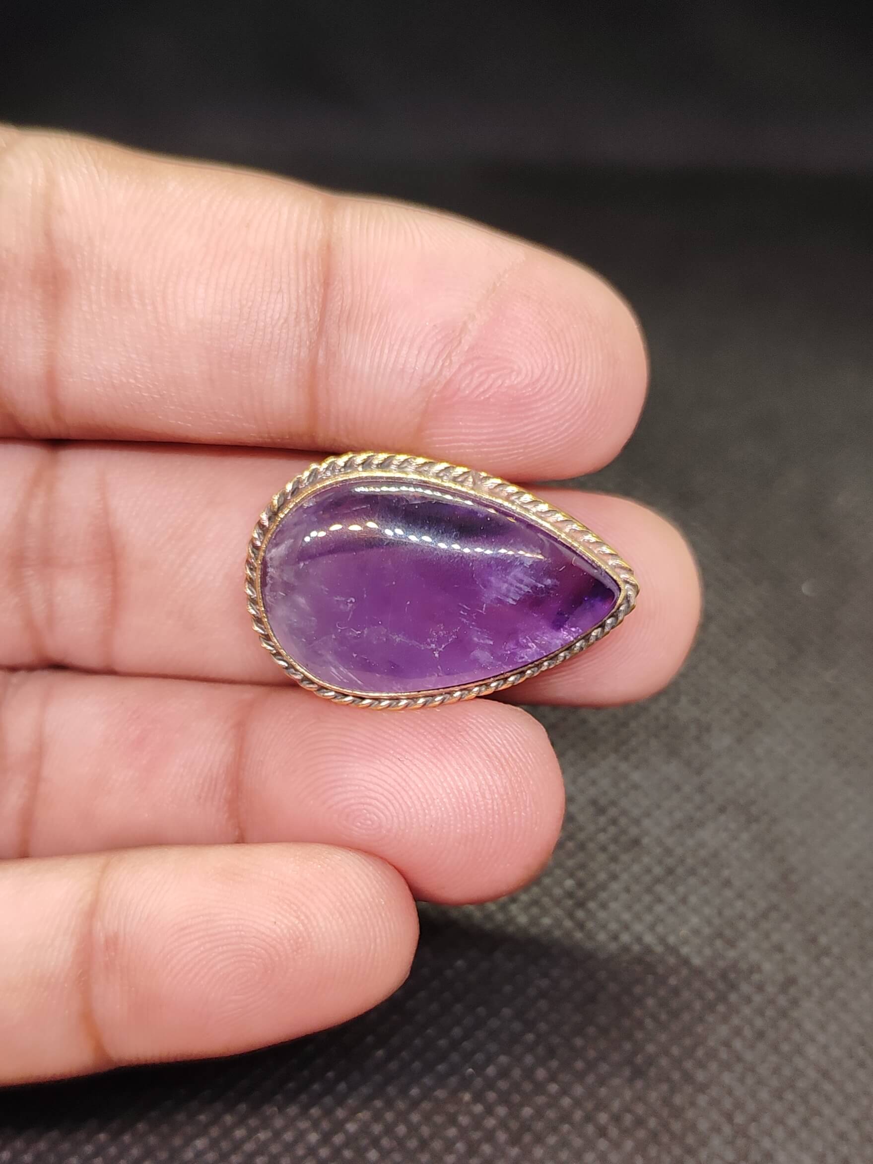 28mm Amethyst Grooved Stone - Image 2