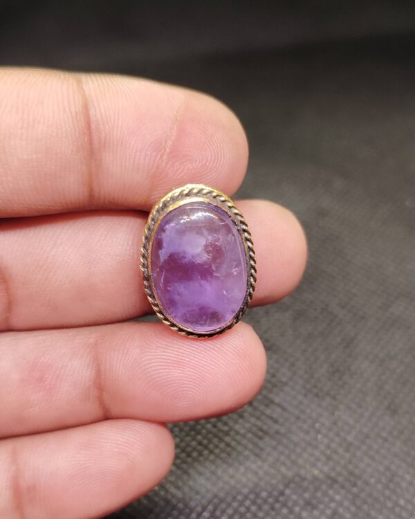 21mm Amethyst Grooved Stone