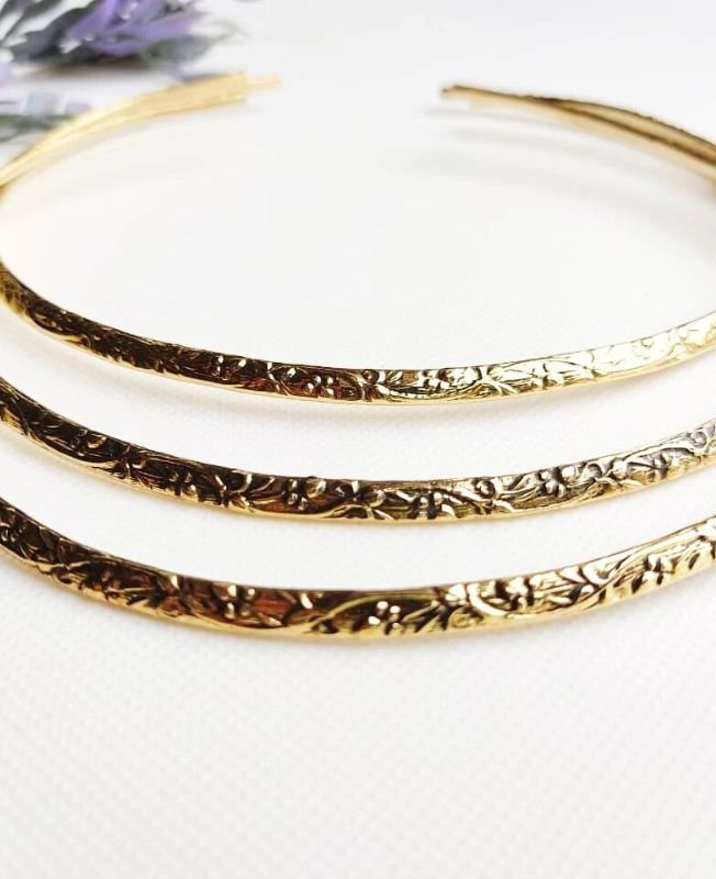 Bloomline Blossom Embossed Brass Choker - Image 2