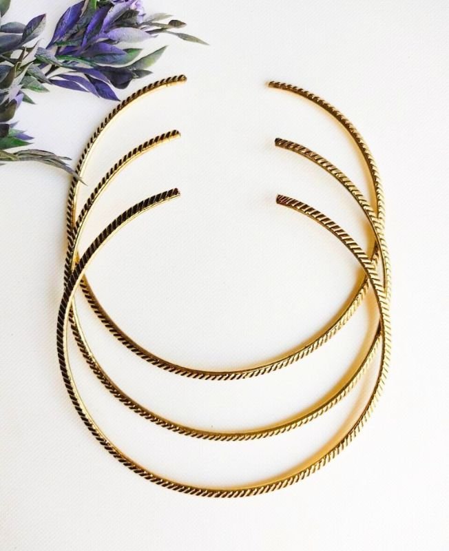Chevron Ridge Brass Choker - Image 2
