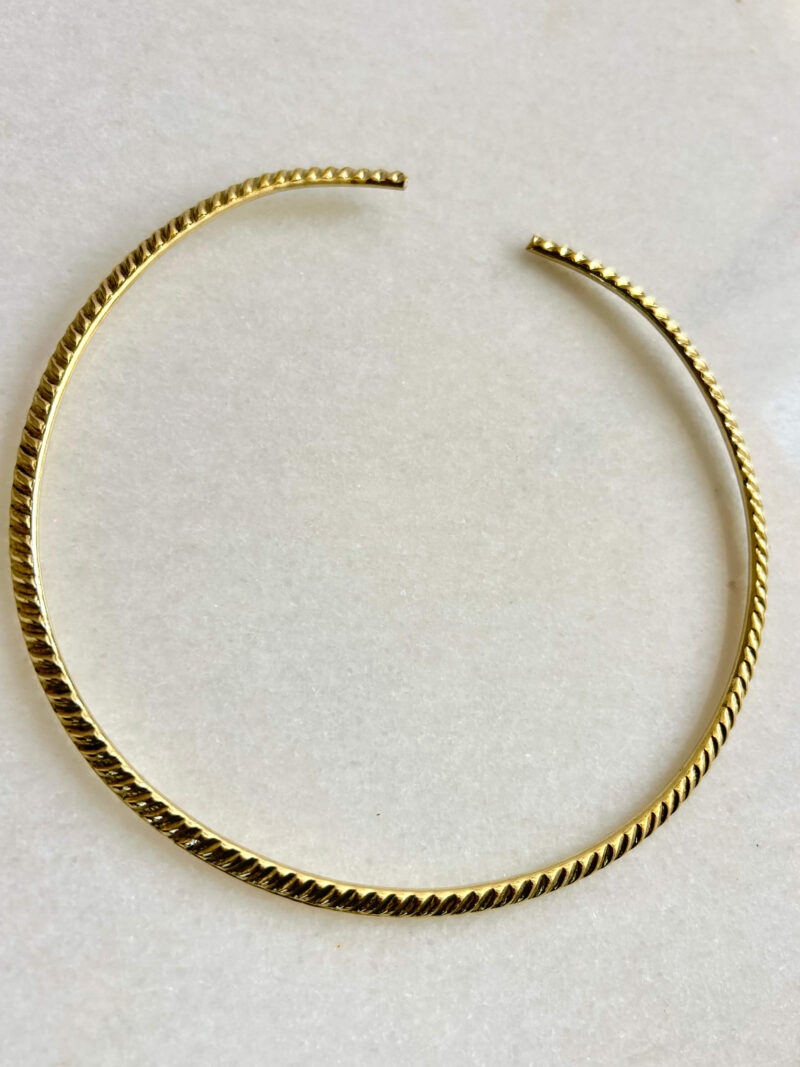 Chevron Ridge Brass Choker - Image 8