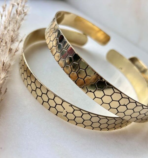 Honeycomb Geometry Wide Brass Choker