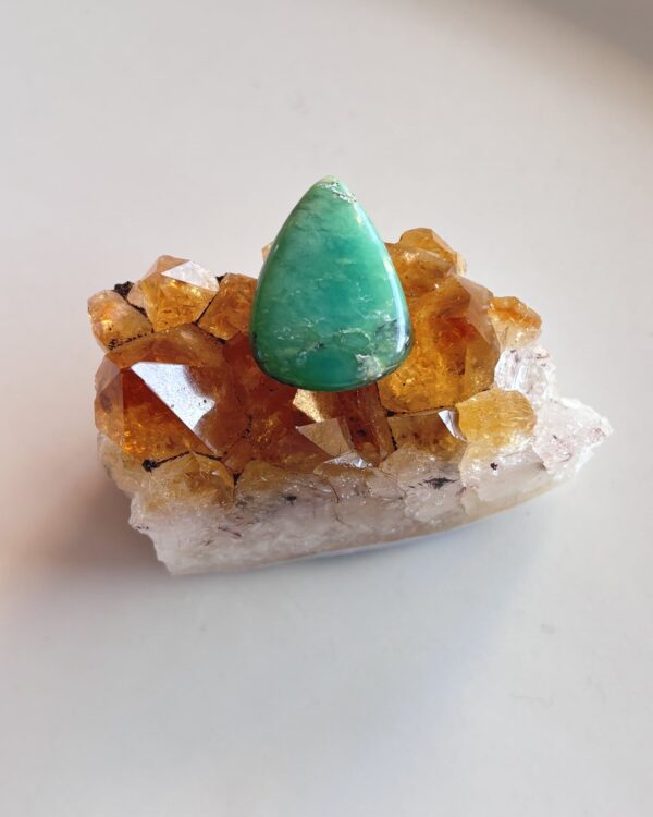 26mm Chrysoprase Cabochon for Macramé Necklaces