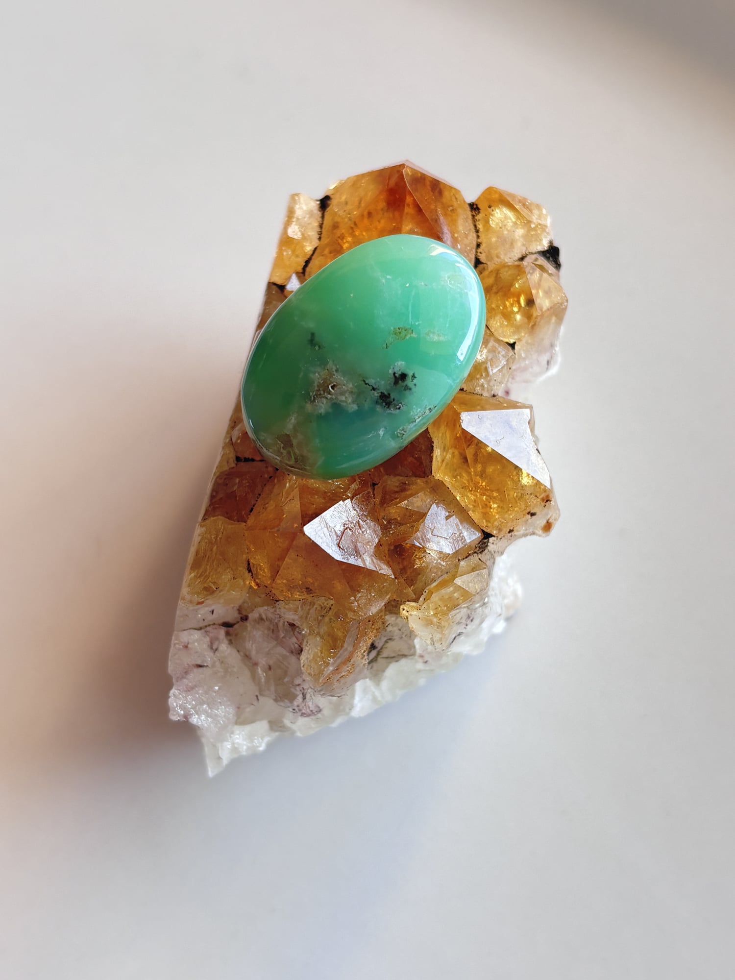 27mm Chrysoprase Gemstone for Creative Pendant Designs