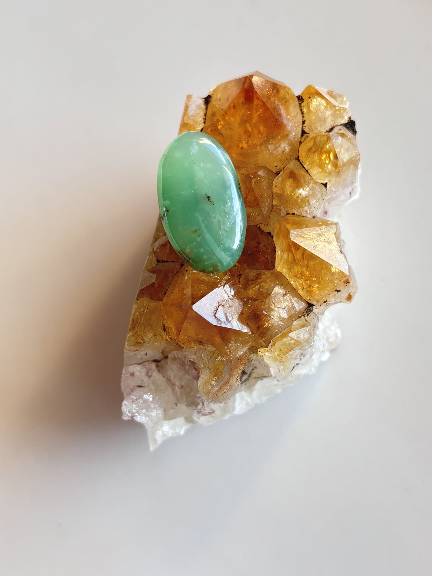 22mm Chrysoprase Cabochon for Macramé Necklaces