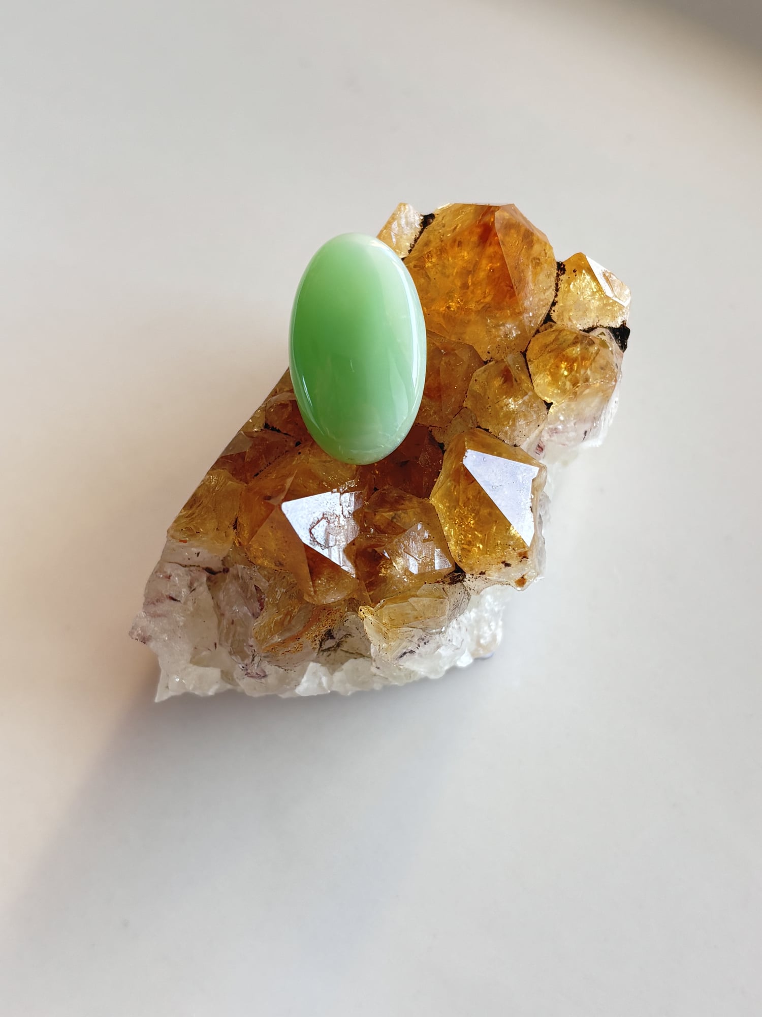 23mm Chrysoprase Gemstone for Creative Pendant Designs
