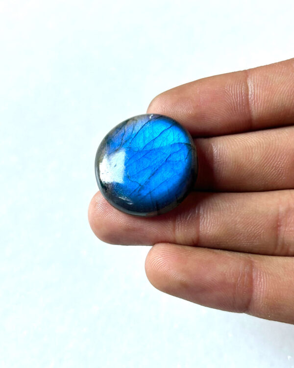 26 mm Labradorite with Blue Flash