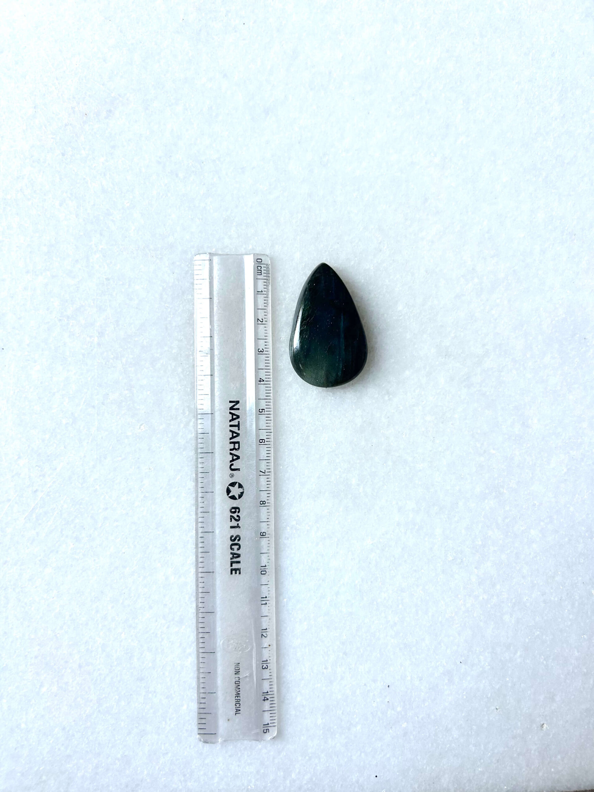 42 mm Blue Flash Labradorite Gemstone - Image 2