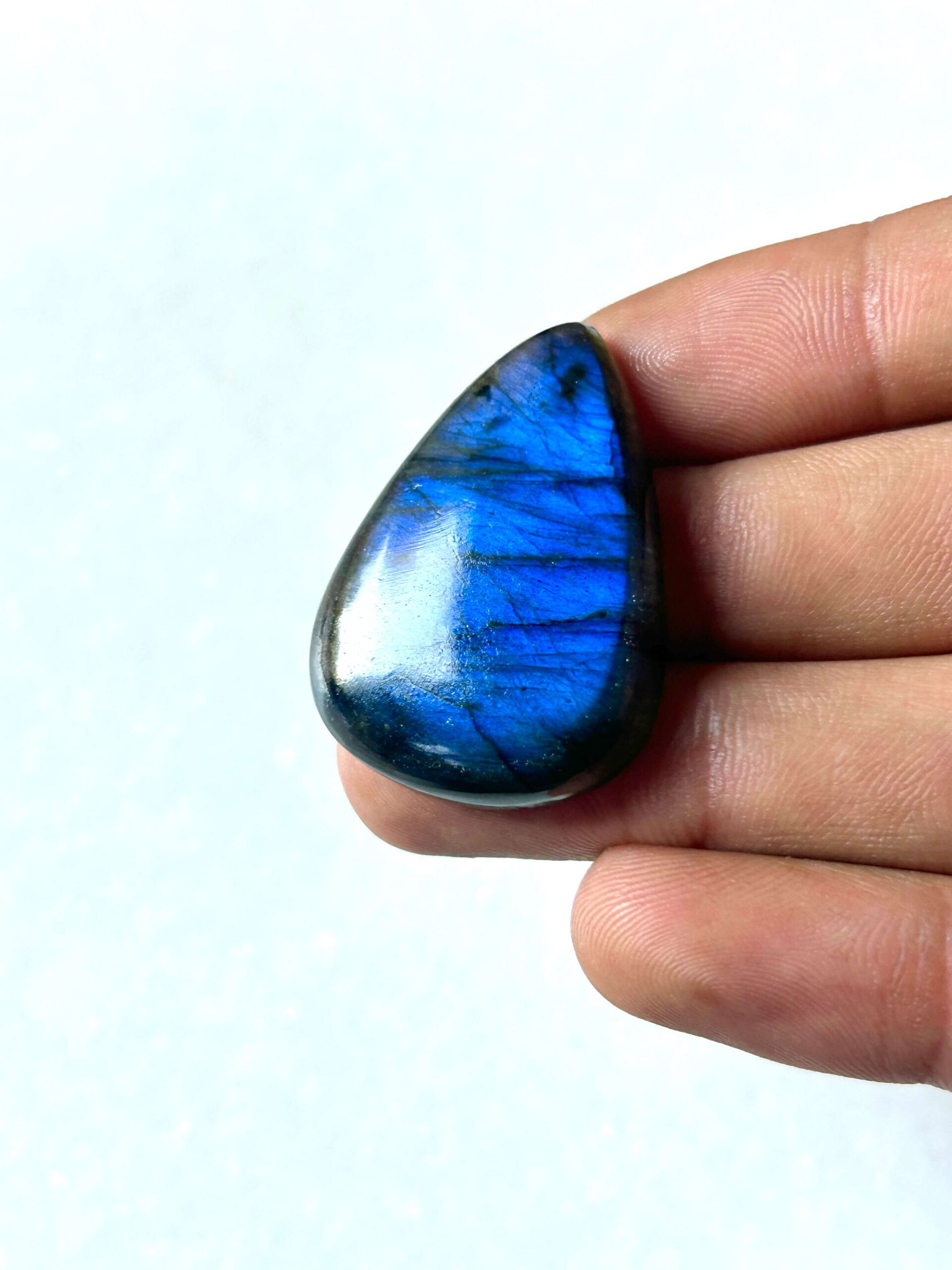 37 mm Blue Labradorite for Macrame