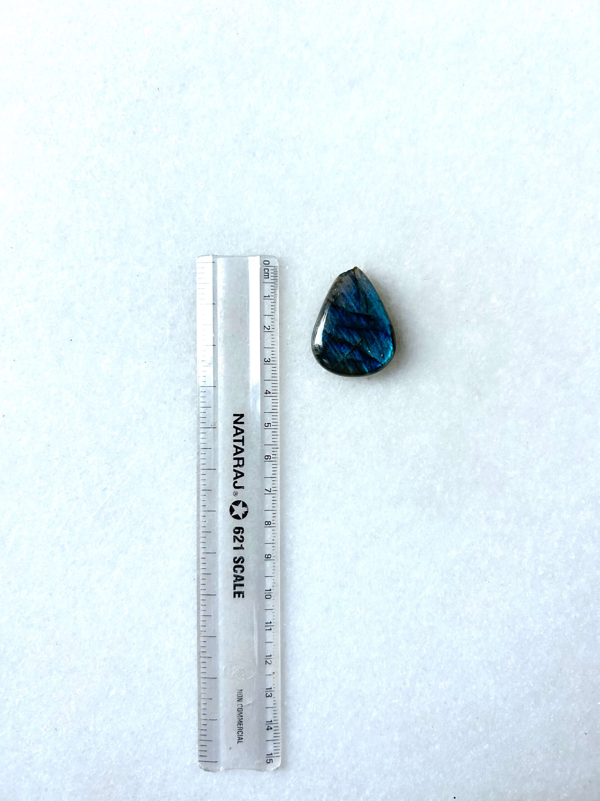 33 mm Blue Labradorite for Macrame broken top - Image 3