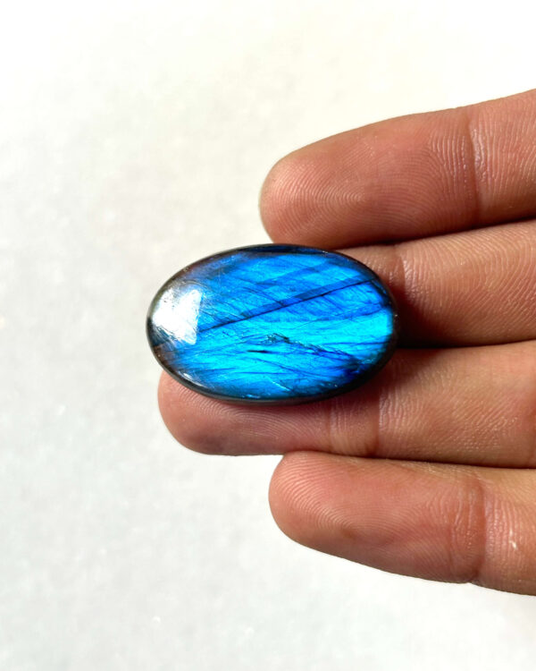32 mm Blue Flash Labradorite Gemstone