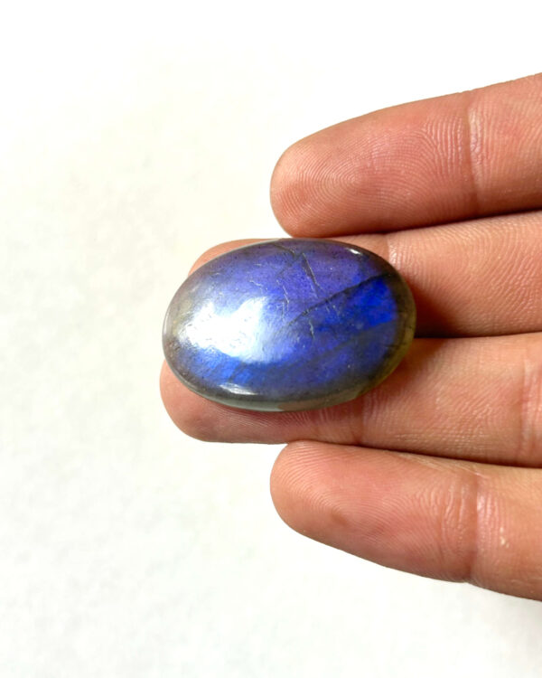 33 mm Labradorite with Blue Flash