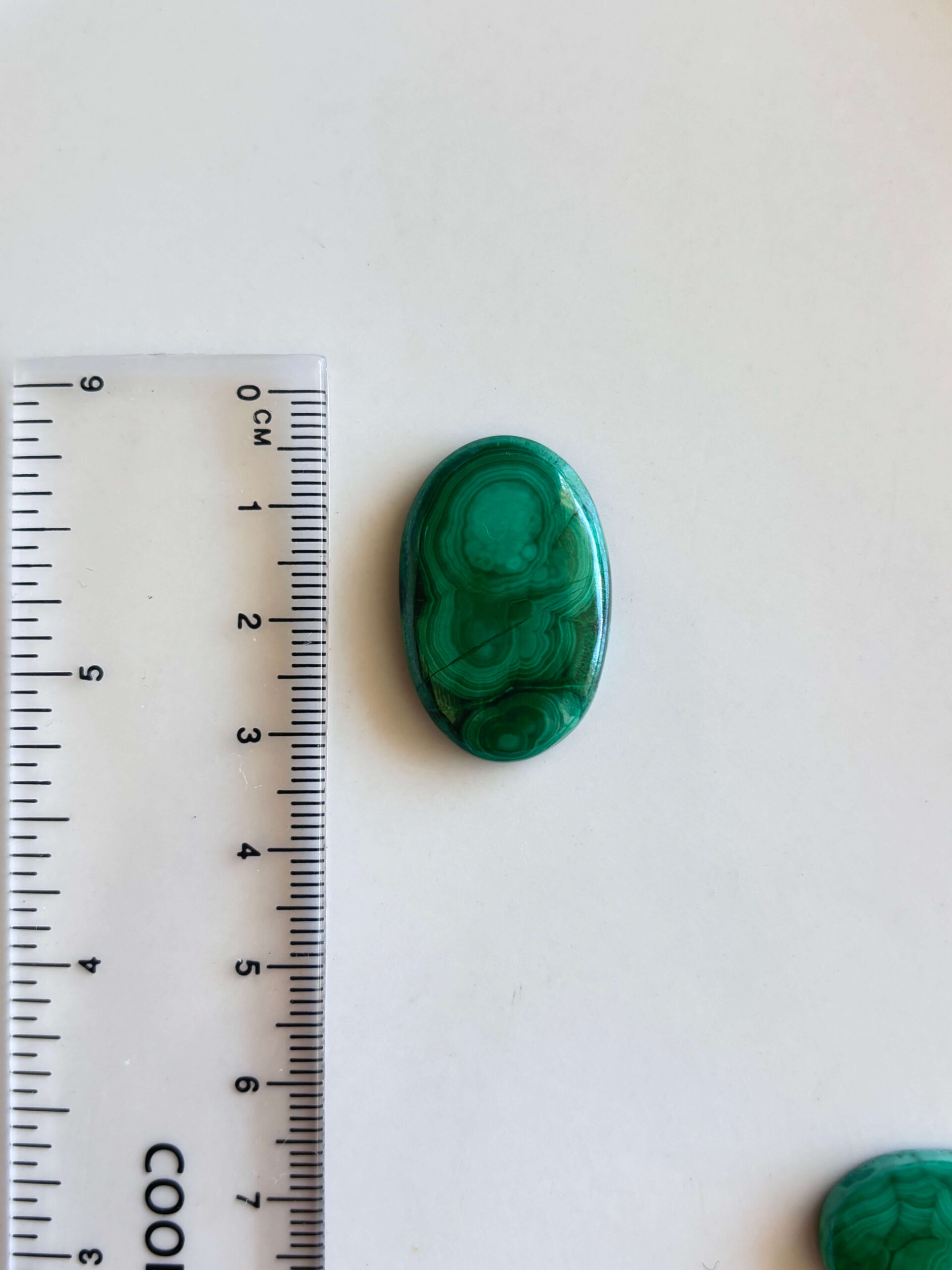 29mm Malachite Gemstone for Pendant Designs - Image 2