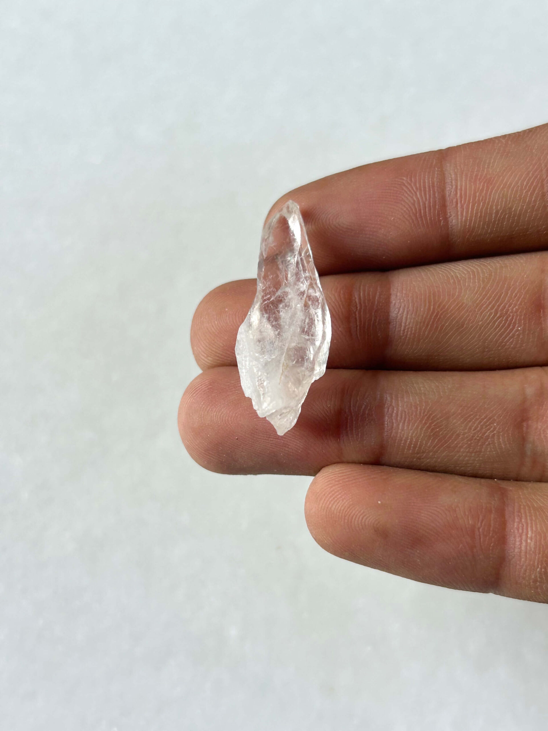 33 mm Raw Clear Quartz Stone