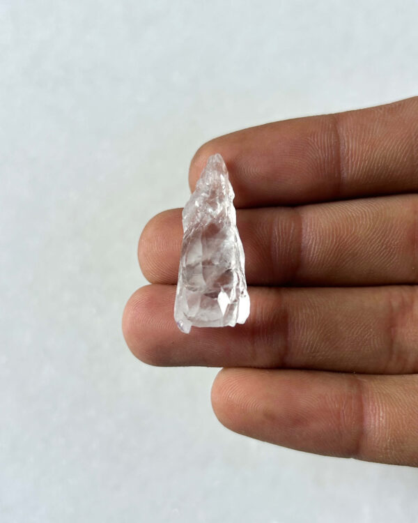 32 mm Rough Clear Quartz Crystal