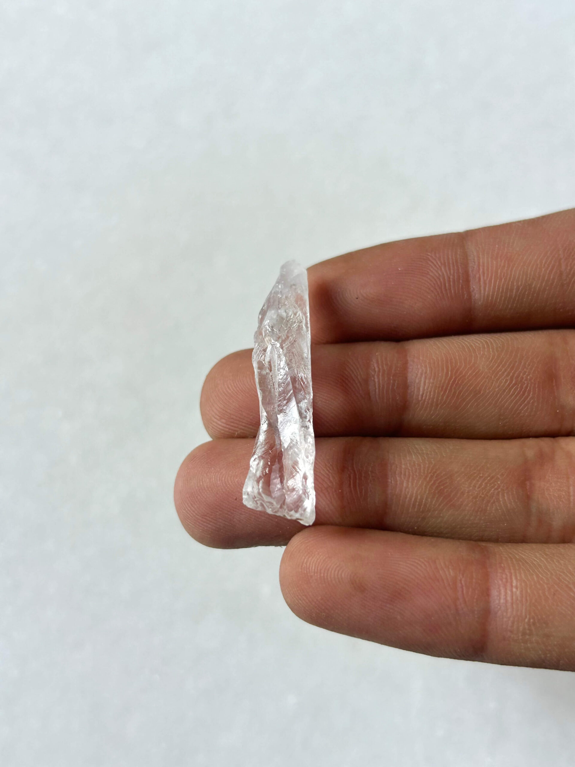 39 mm Raw Quartz Stone for Macrame