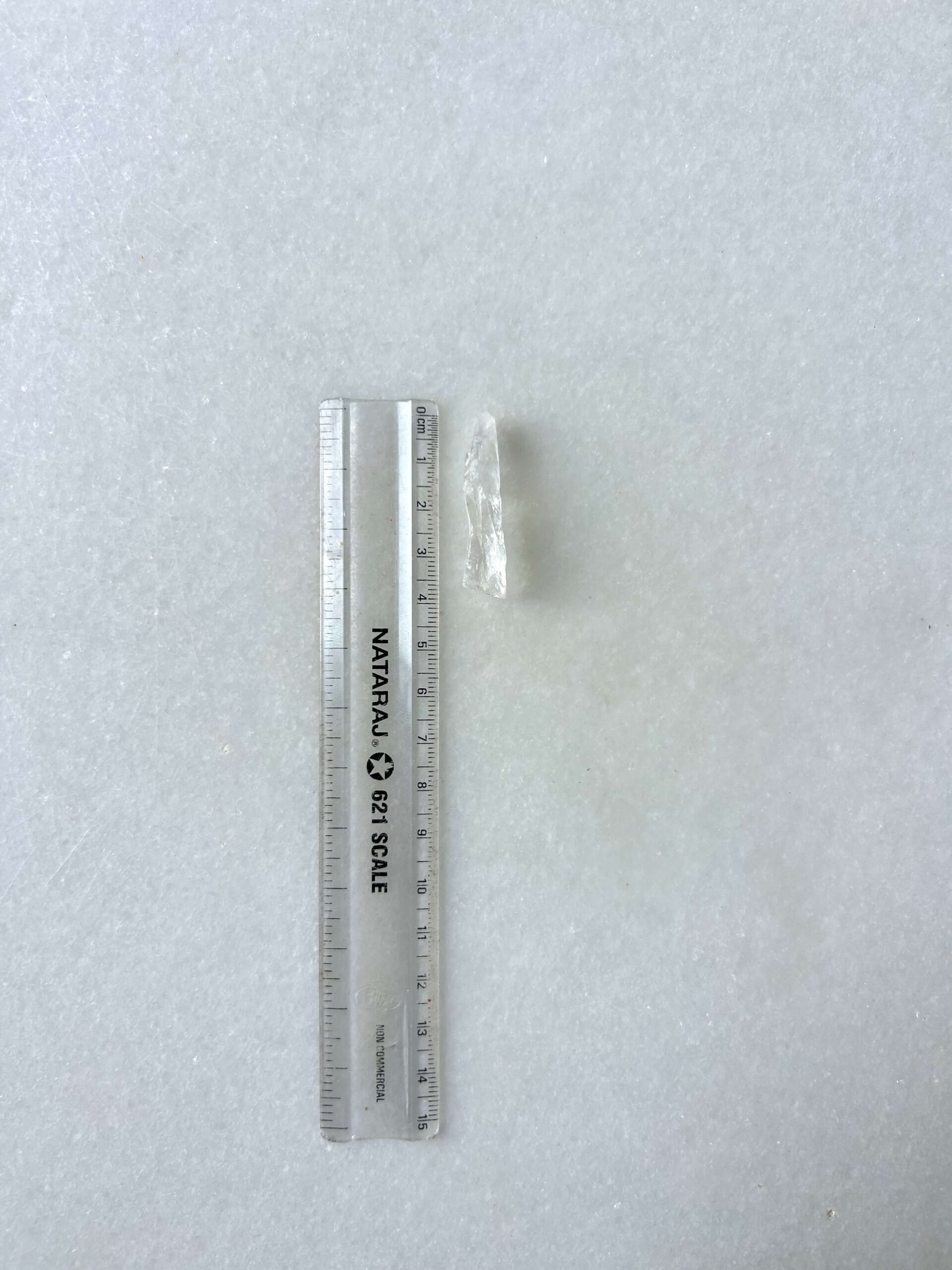 39 mm Raw Quartz Stone for Macrame - Image 2