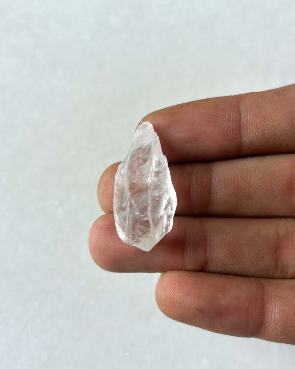 34 mm Raw Quartz Stone for Macrame