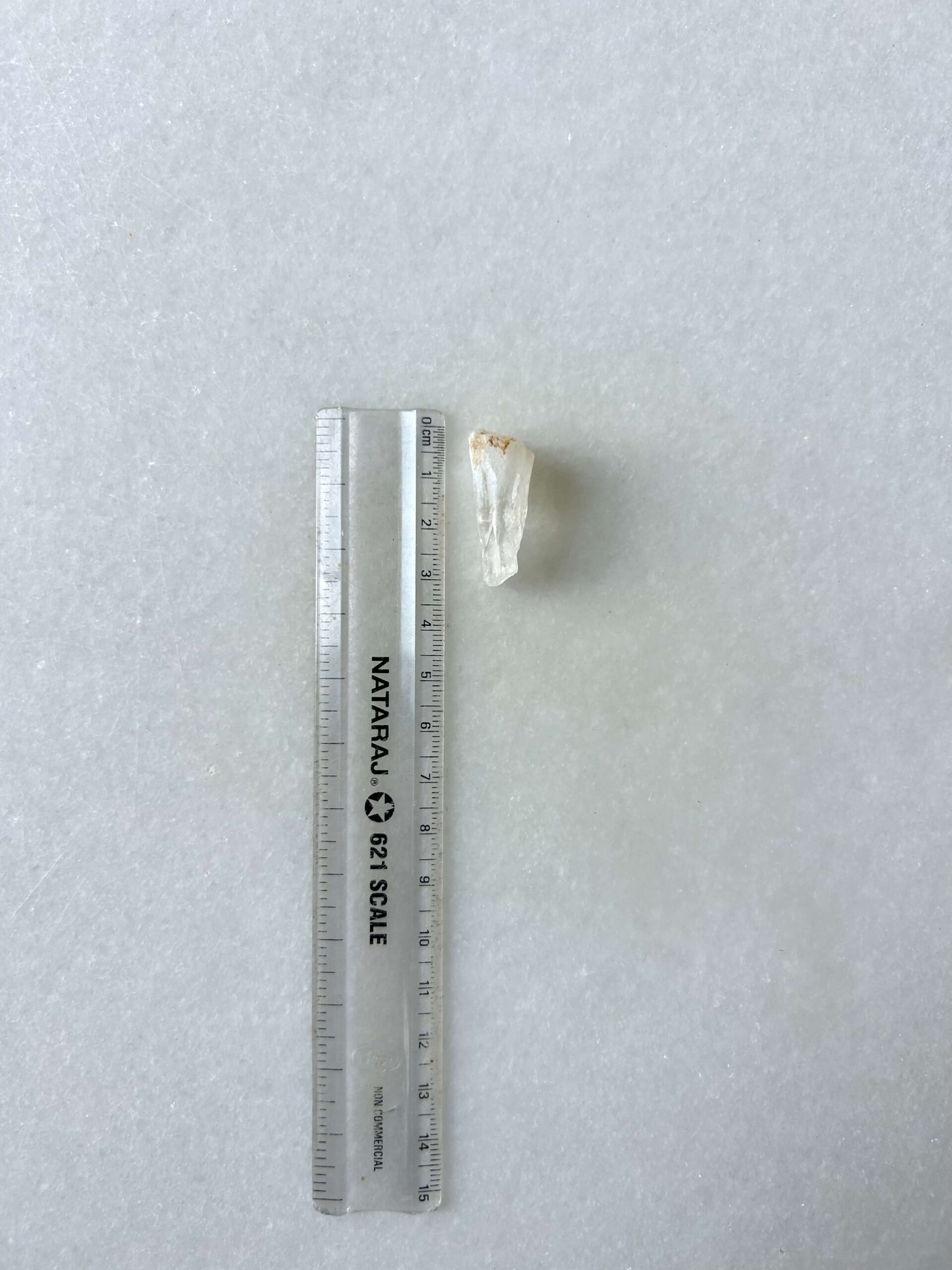 30 mm Raw Clear Quartz Stone - Image 2