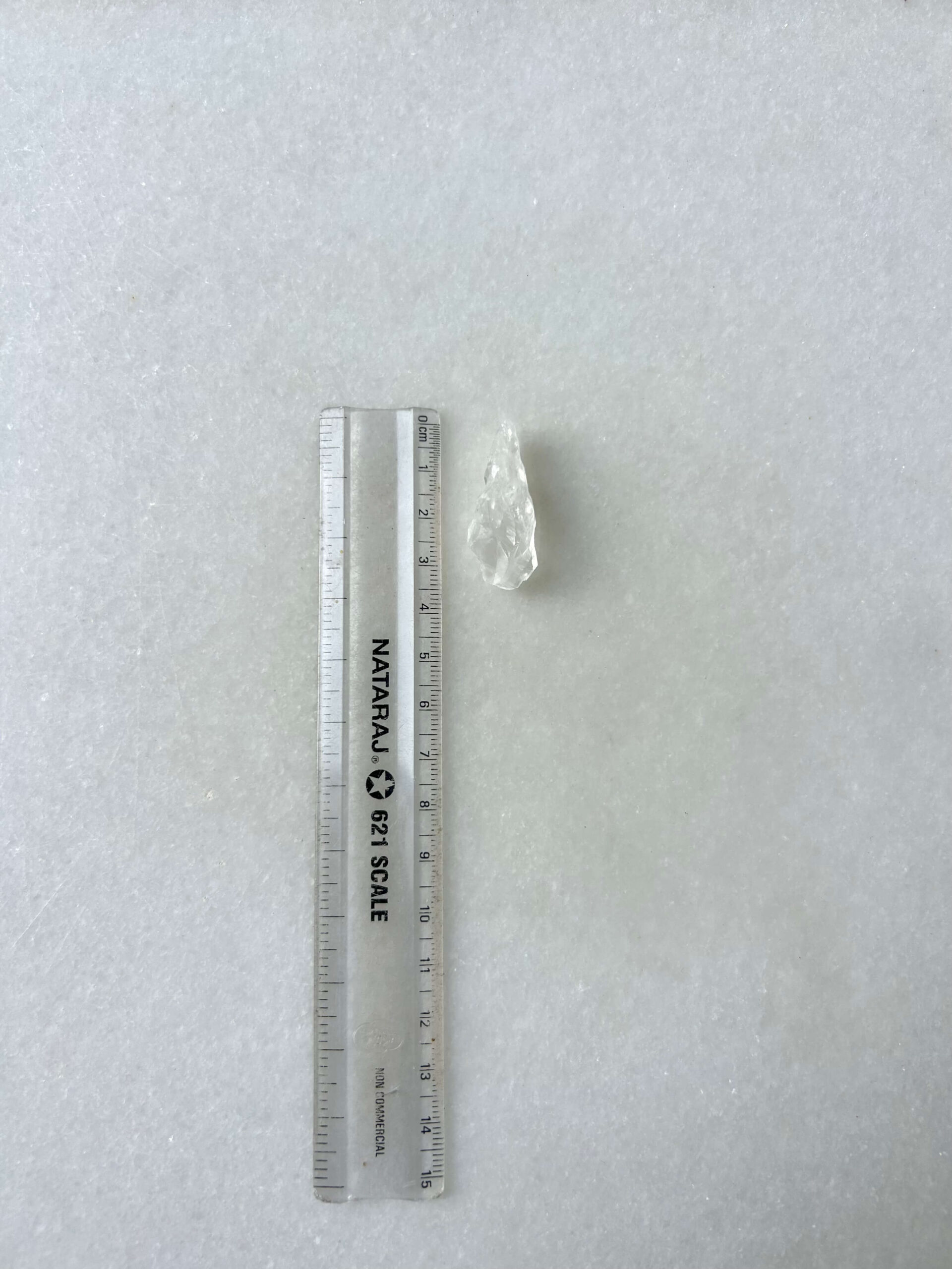35 mm Raw Quartz Stone for Macrame - Image 2