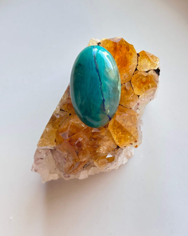 29mm Shattuckite Gemstone for Macramé Projects