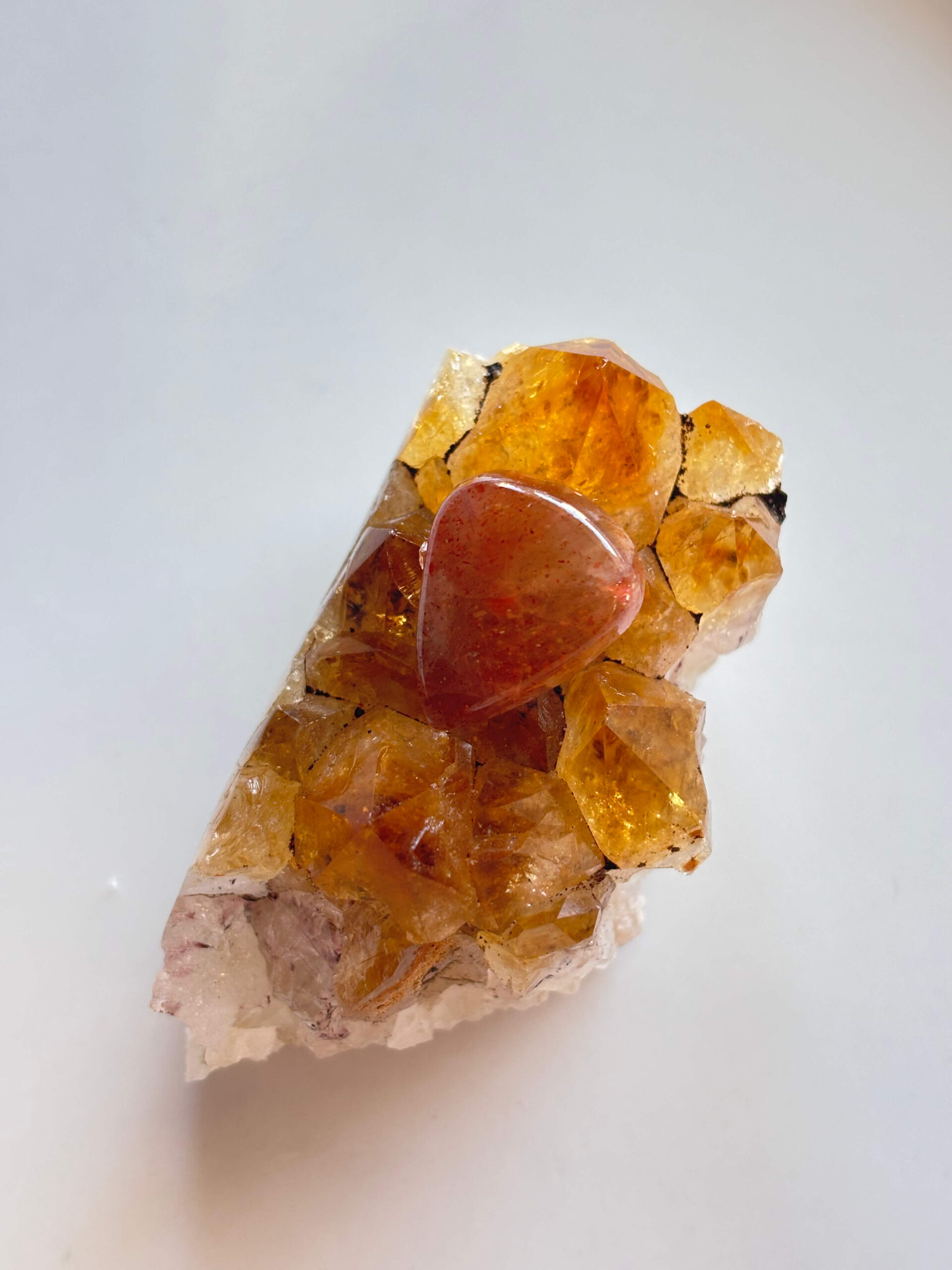 20mm Sunstone Gemstone for Macramé Projects