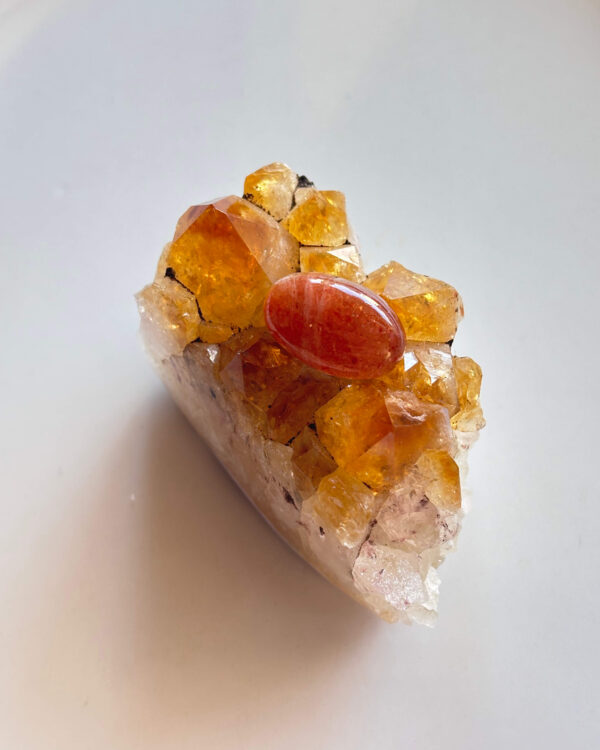 19mm Sunstone Gemstone for Pendant Designs