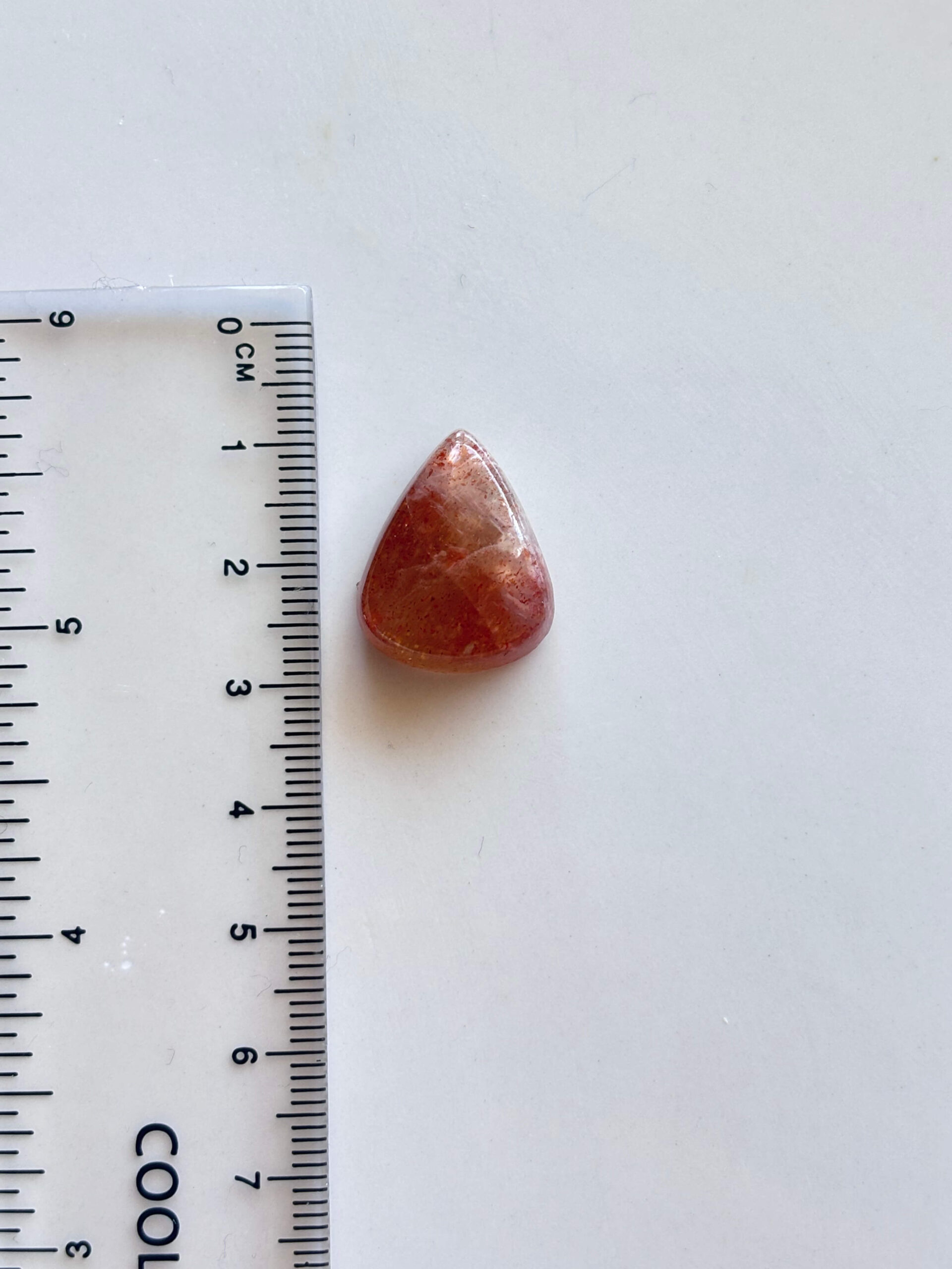 20mm Sunstone Gemstone for Macramé Projects - Image 2