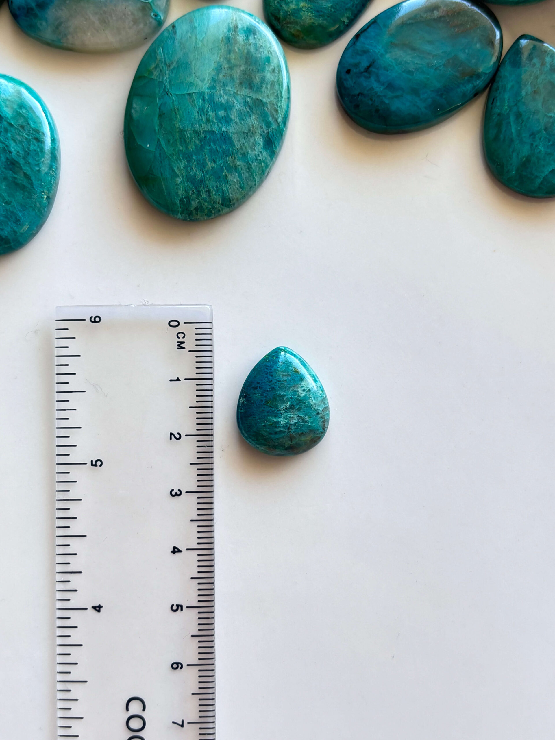 20mm Shattuckite Stone for Wire Wrapping - Image 2